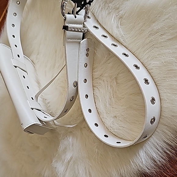 bebe Belt Bag White with Bling Stones 2X - Picture 5 of 7
